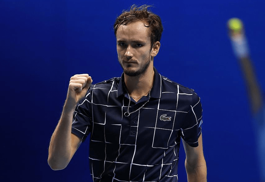  梅德韦杰夫强势登顶，ATP年终总决赛称王