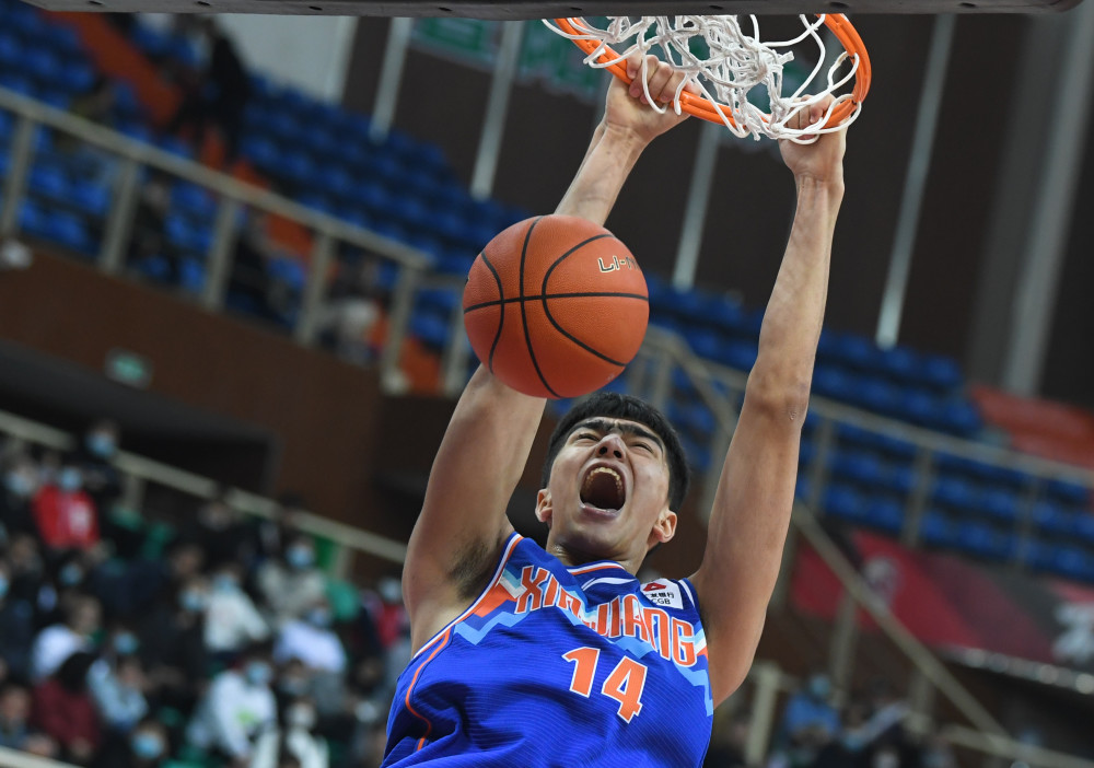  新疆伊力特内线制霸压倒江苏肯帝亚