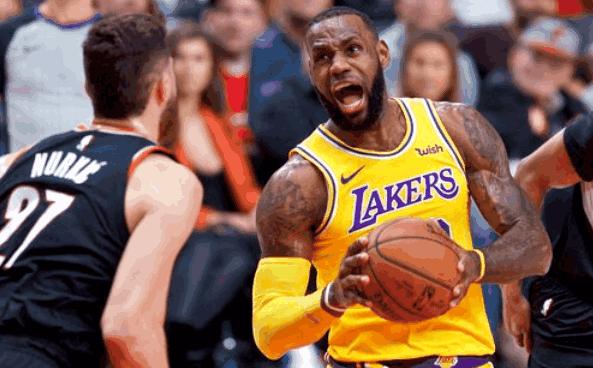  艾顿护框成功开拓者击退湖人反扑